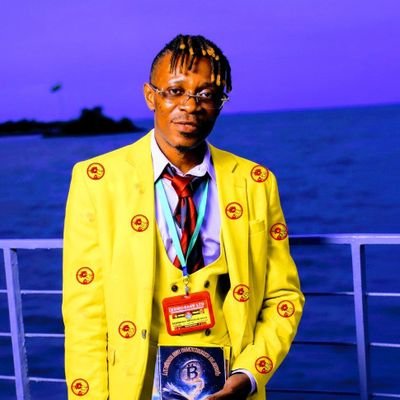CedroSage's profile picture. Développement Web (no code), Marketing Digital, IA, Cybersécurité & Formation Bitcoin, Fondateur de la communauté Libreville Bitcoin MeetUp @LibrevilleBTC