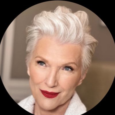 Author of A Woman Makes A Plan, now in 32 languages & 100+ countries 📖LL Doctor of Dietetics 👩🎓 Supermodel 😉💃ItsGreatToBe77 Manager: anna@mayemusk.com
