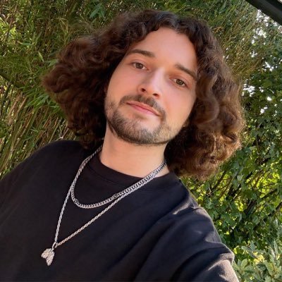 juste ce mec chill qui vit au rythme de la musique | quentinchrl sur ig