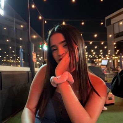 daviesca__'s profile picture. happy