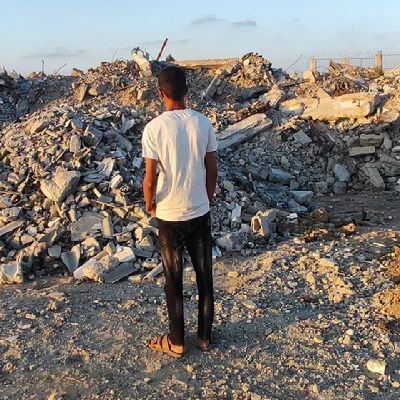 I am Tamer, I am 20 years old. My family consists of 10 members. I launched this campaign so I could help my family.