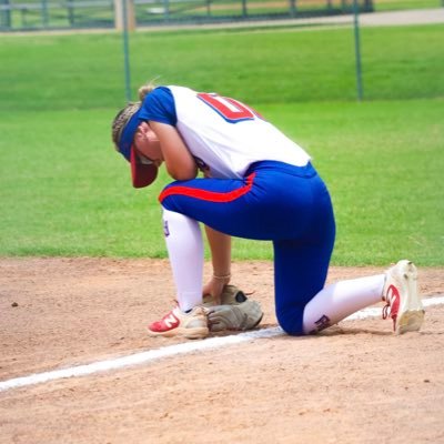 ellasofield_6's profile picture. 2027 OF/MIF | Jenks High School Softball | Texas Glory NEOK 16u | 3.8 GPA | #6 | Throw: Right | Hit: Right | email: sofieldella@icloud.com