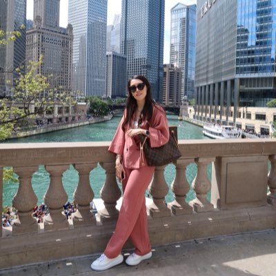 EliArteaga's profile picture. Kindness is the new black.