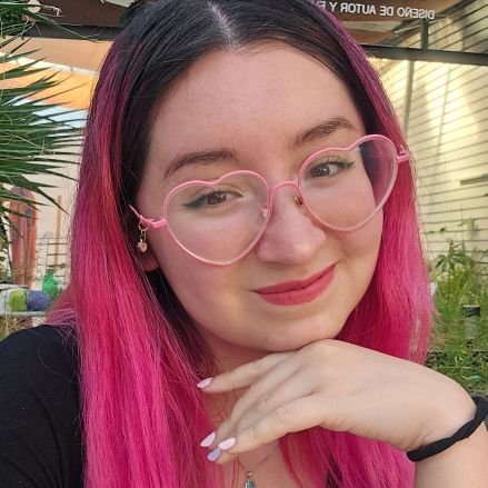 Feminista y Defensora de los Derechos Digitalesš„ SDG Advocate para Naciones Unidas.
Divulgadora en IG: @chica.rosadita āØ