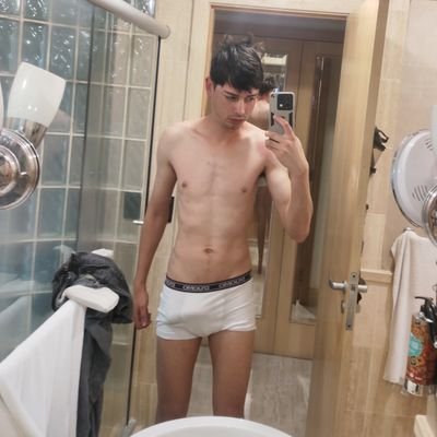Sao Paulo
1,91 altura e pezinho 43
follow @nantwink
https://t.co/fWH9b7yMWw
https://t.co/wf6ILfYdKG