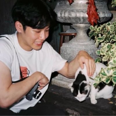 aumwariiy's profile picture. yw •lᴗl• ความสุขนั้นแสนสามัญ 🐈‍⬛
