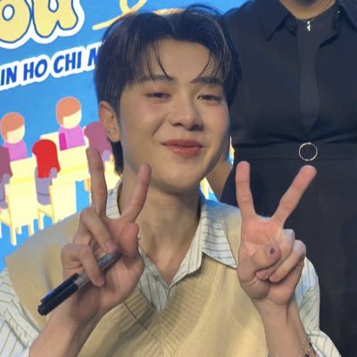 khanhtp1707's profile picture. UWMA enthusiast ❤️‍🔥 || All for 🐣𝔽𝕝𝕦𝕜𝕖 ℕ𝕒𝕥𝕠𝕦𝕔𝕙🐣 || Fourever You gang || BeverTonliew🦫🌱|| Not Thai native!!