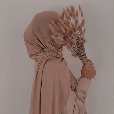 🌹Çiçek kadar narin, kılıç gibi keskin🌹
💕 E💍K 💕