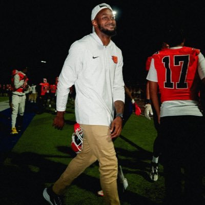 Georgia Tech & WKU Alum 🎓 Defensive Back Coach @ Blackman High School 🔥 #LongLiveLue // #LongLive22 • MKK 🖤