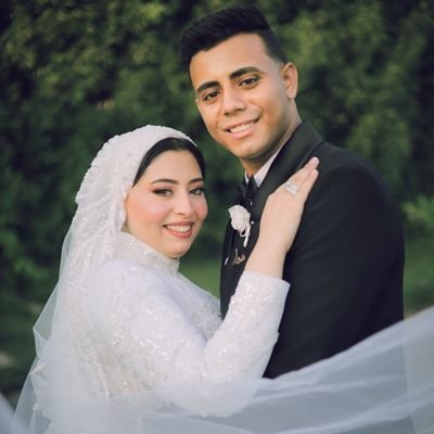 وأنا يا سُّكَر العُمر
أسْندك برمِش عيّنيَّ إنْ اسْتَطعت.🤍
Youssef 🫂