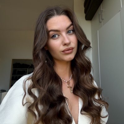 Cryptobabe attracted to #PulseChain 🌏| An empire in the making 🔮| YouTube & Instagram: HviidHEX | NFA