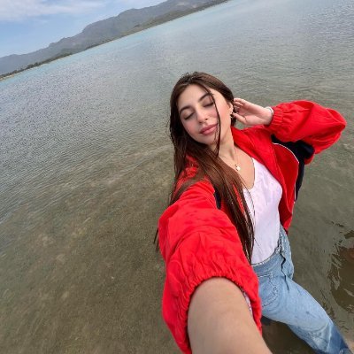 I don't know what to write here but yo i plan to stream in future
Give respect take respect💯
🇺🇸\🇰🇼
Im also on https://t.co/geWMdWcQtX