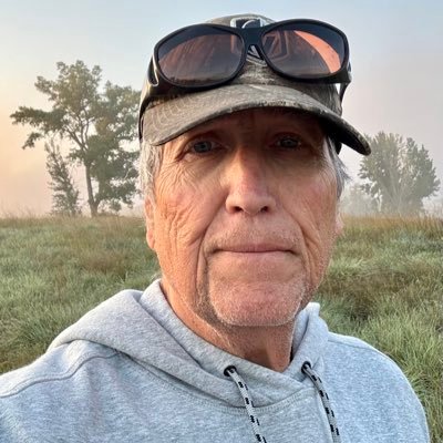 semi-retired journo, city hall/politics reporter, columnist at Lethbridge Herald.
