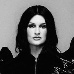 。*. a courtney laplante fan/update page. dm for content submission/removal.