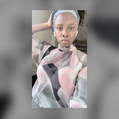 HafswahNShifah's profile picture. 