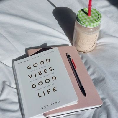 🎓Physiology Student | ❤️🩹 Exploring cardiac & respiratory health | 🎨 Budding Graphic Designer | 💼 Exploring Online Business & Remote Hustles | 🚀 Building