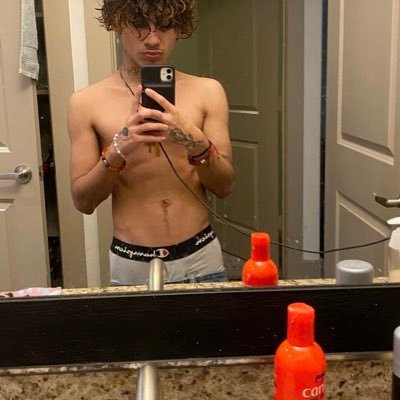 natural curly hair, plz donāt touch