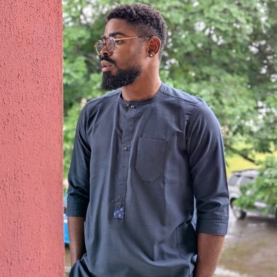 spotlight & darkspots…⏳| 🧑🏾💻Tech half-cousin|Humanity is my Religion|