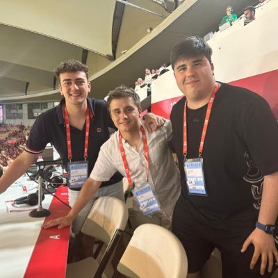 Periodista. Codirector de Radio @osasuna⚽️🎙️. Ez gaitu inork geldituko!