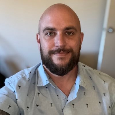Family man/ Sales professional/ Motorcycle and MX geek/ Motorsport fan/ Learning about health and fitness/ Getting my life back!
