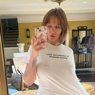 hello everyone.single and searching for the best man .. if you are interested hit me up