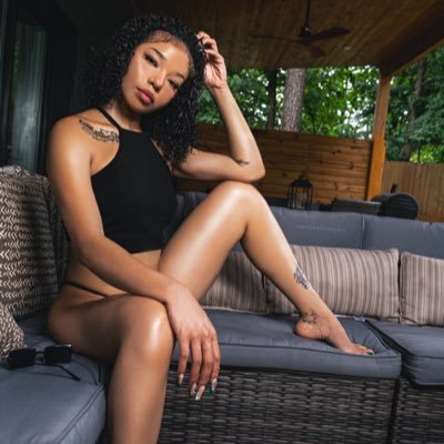you like my feet ? I know … send $$$ 👸🧚♀️💁♀️🧞♀️🤸♀️🧘♀️🙎♀️👩💻🧦🦶🧎♂️@callmelycibaby