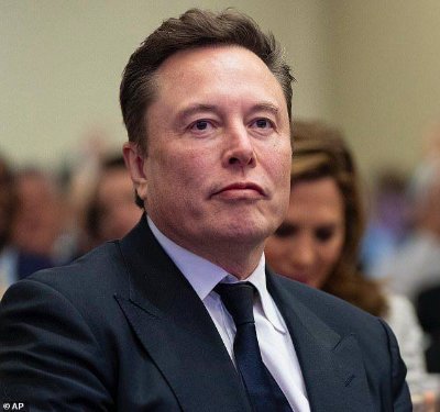 CEO 🧑🚀 Chief Designer of Space & CEO🧑💼product architect of Tesla 🚀.