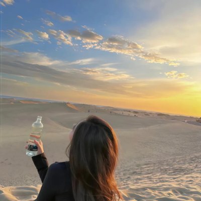 MrsShannonT's profile picture. I am content with what I have, and I like traveling, cycling, yoga, and shopping.