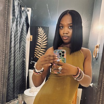God is in everything I do🤍 Right handed by nature, but my left hand works too