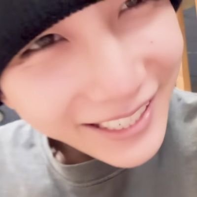 adoreuhani's profile picture. until seventeen becomes seventy 💌 for #세븐틴 #정한 🪽 | @loveletterniz