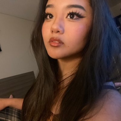 pchyyzee's profile picture. 20 | UK | we all deserve to have a bubbly day *ೃ༄