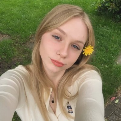 🎨 Visual storyteller ,✨ Transforming visions,❤️ Art advocate dedicated ,🖌️ Crafting unique
here my portfolio ✨
https://t.co/V2AIlBd8Ej