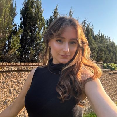 KatlynArmss's profile picture. Instagram: KatlynArmey