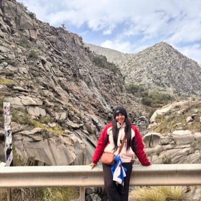 •Socia e hincha del Club Nacional de football • La vida por los colores ❤️🤍💙