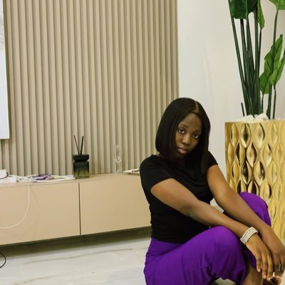 Final year law student😌/Soft girl/Yaweh’s baby girlllll🦋🤭