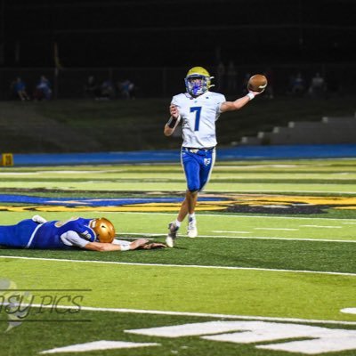 6’1 160 | Penney High School 2029 | QB/CB | PG/CG | LHP/OF | MBA 15u Brown | 816 Hoops | 3.9 GPA | rhcreekmore@gmail.com
