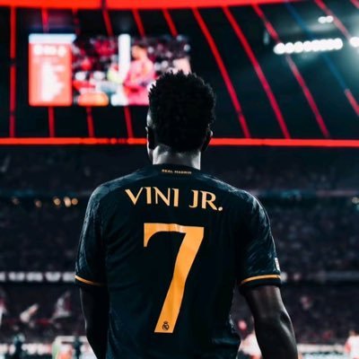 CR7🇵🇹le GOAT / Vinicius7️⃣🇧🇷 / Hala Madrid🤍/ Real Madrid🤍me rend heureux / 🤲🕋⚽/ Dima Maghrib🇲🇦/ Acknowledge Roman Reigns☝️