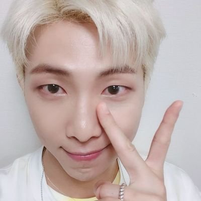 hopejjunie's profile picture. ✿ ⠀.⠀° ⠀꒰ ྀི ∩⸝⸝∩ ꒱⠀*⠀ 🤍           ♫⠀#𝚜𝚞𝚙𝚎𝚛𝚓𝚎𝚕𝚕𝚢𝚘𝚞𝚜⠀✷ ˚₊
