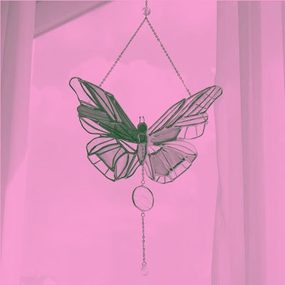 nayzahia's profile picture. 