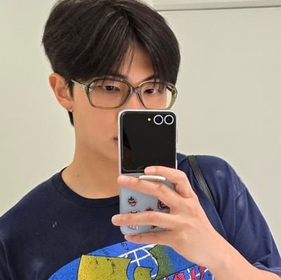 ᴹʸ ᵈᵉᵐᵒⁿˢ ᵃʳᵉ ᵒⁿ ᵗʰᵉ ʰᵘⁿᵗ ᵇᵘᵗ ᵐʸ ᵃⁿᵍᵉˡˢ ᵗᵃᵘᵍʰᵗ ᵐᵉ ʰᵒʷ ᵗᵒ ʳᵘⁿ ⍟४⟭⟬