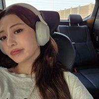 Chia (@rouognh) 's Twitter Profile