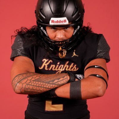 SonSon5_6's profile picture. The Bishop’s School ‘26(Top 20 national school) | 3.6 UW 4.0W GPA |Varsity MLB, RB| 5’10" 220 lbs | Track and Field | 858-866-6920