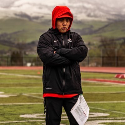 Receivers Coach at Southern Oregon University | SOU FB Alum Slot WR🏈 | 96744🌴| Recruiting Areas: Idaho & Hawaii
