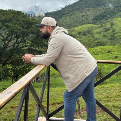 frankquiros15's profile picture. La vida es un regalo, aprovéchala.! Amante del Café ☕️