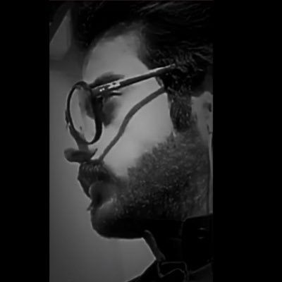 ما أنا إلا عليّـلً يـتداوى بالشعر /ولگني هادئ جدآ رغم ضجيج جوفي .. https:// https://t.co/l1V80Zob5O