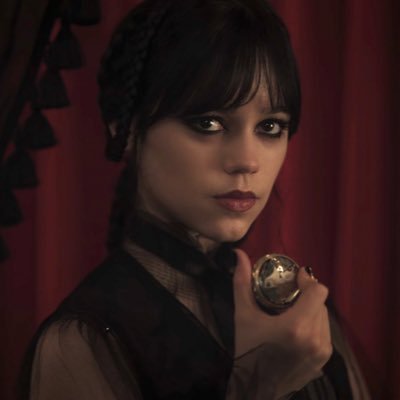 31 || Film Crtic || Autistic || Horror film addict|| Photographer|| https://t.co/yTavdinhzT ||Letterboxd: https://t.co/sgVYxiMP0i