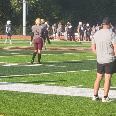 C/O 2029 0⭐️ tight end/safety Lincoln high school (ia) 5’9 157lbs