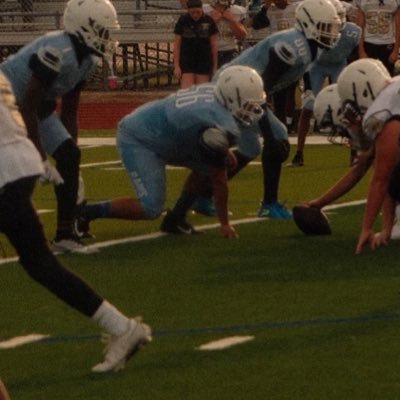 Class of 2029🎓 OL/DL/TE | 5,10 228lbs|squat:275|deadlift:195 | bench:135 |4th sport athlete aliefhtxjustin72@gmail.com