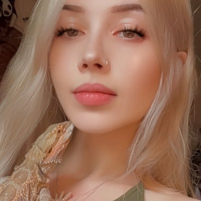 29 ⟡ small town midwestern cryptid ⟡ big heart, big dreams ⟡ metal alchemist/tinkerfae ⟡ courted by @precipitvte ♡ main:@playgirlv4mp 𓂃 ִֶָ𐀔