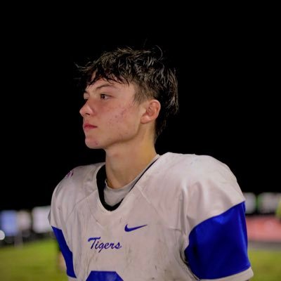 AGTG | 5'11 170| PSHS | (WV) | 4.3 GPA | C/O 2029 | WR/RB/SS/CB| 4.6~40 | football/track | HC: @Mr_tanner23 | Caydenfbwebb@gmail.com | #304-952-5019